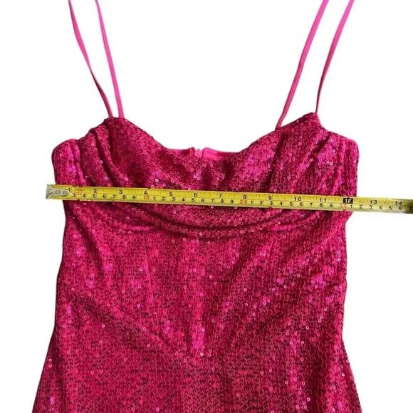 Hello Molly New with Tags BOND GIRL DRESS FUCHSIA Size Small - Picture 11 of 13